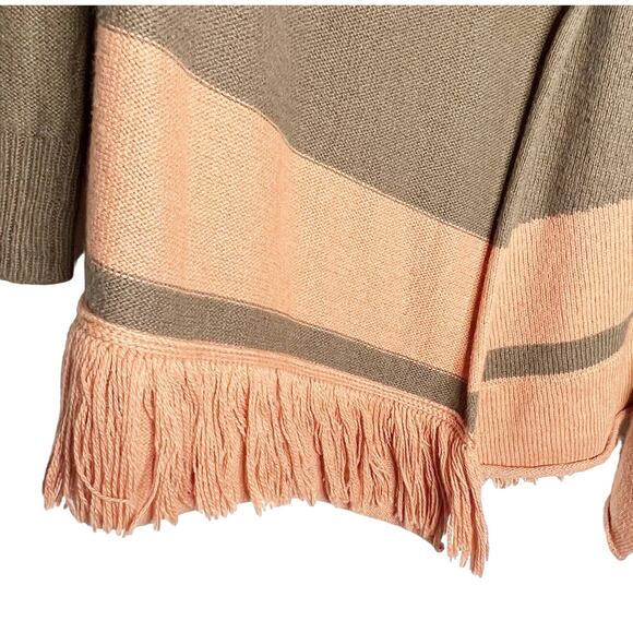 GIMMICKS By BKE Fringe Boho Cardigan Sweater Asymmetrical Olive Pink Size Small - Picture 5 of 8